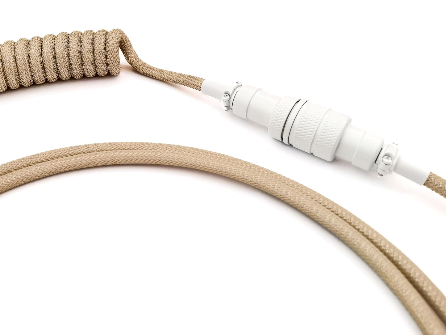 Cream cable with white Aviator