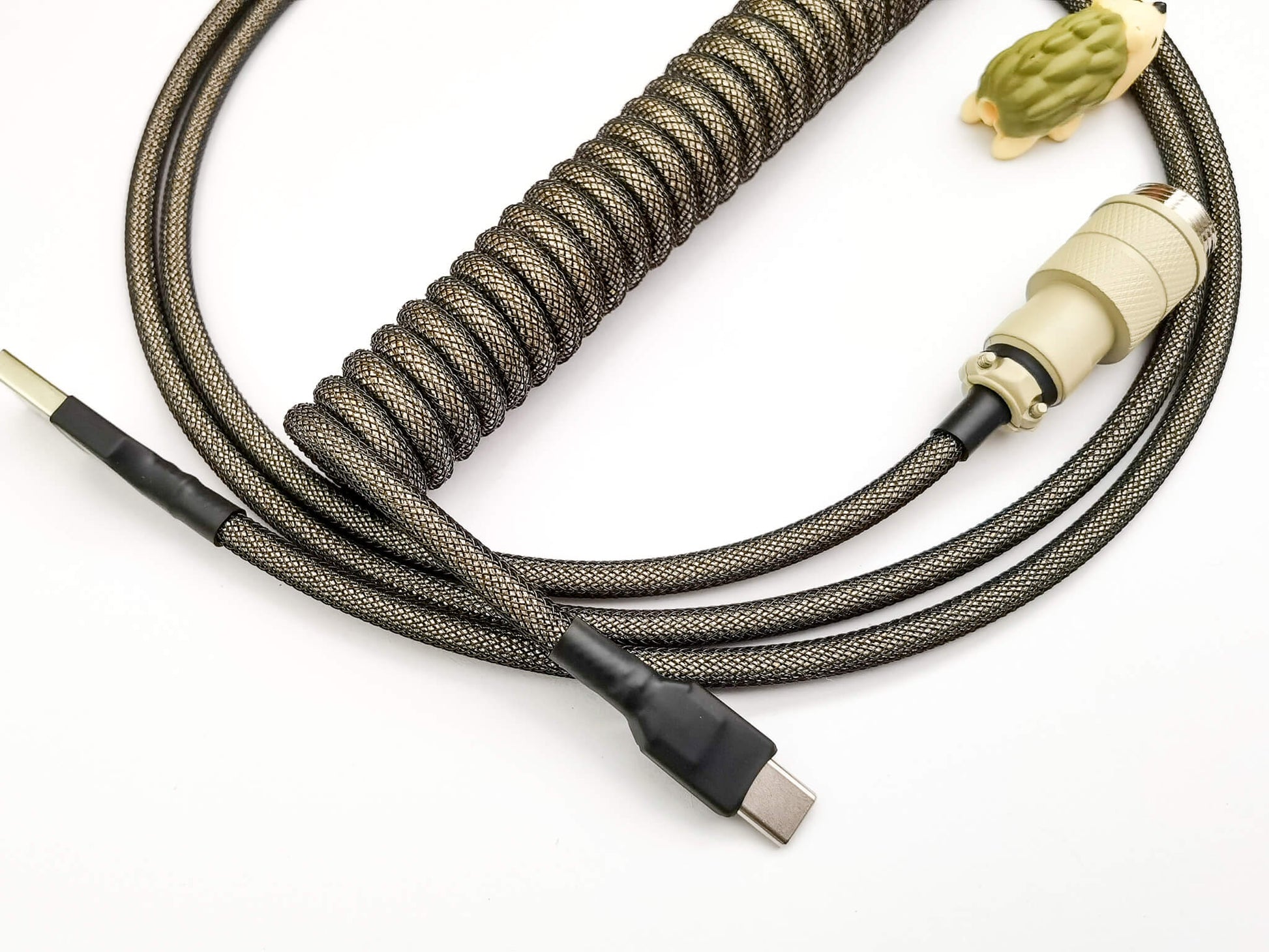 GMK Nines coiled cable