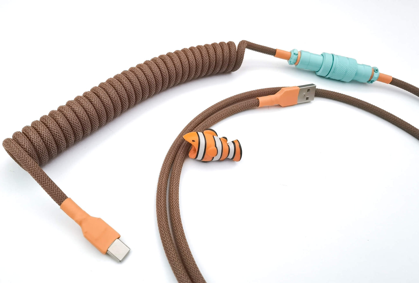GMK Copper keycaps cable