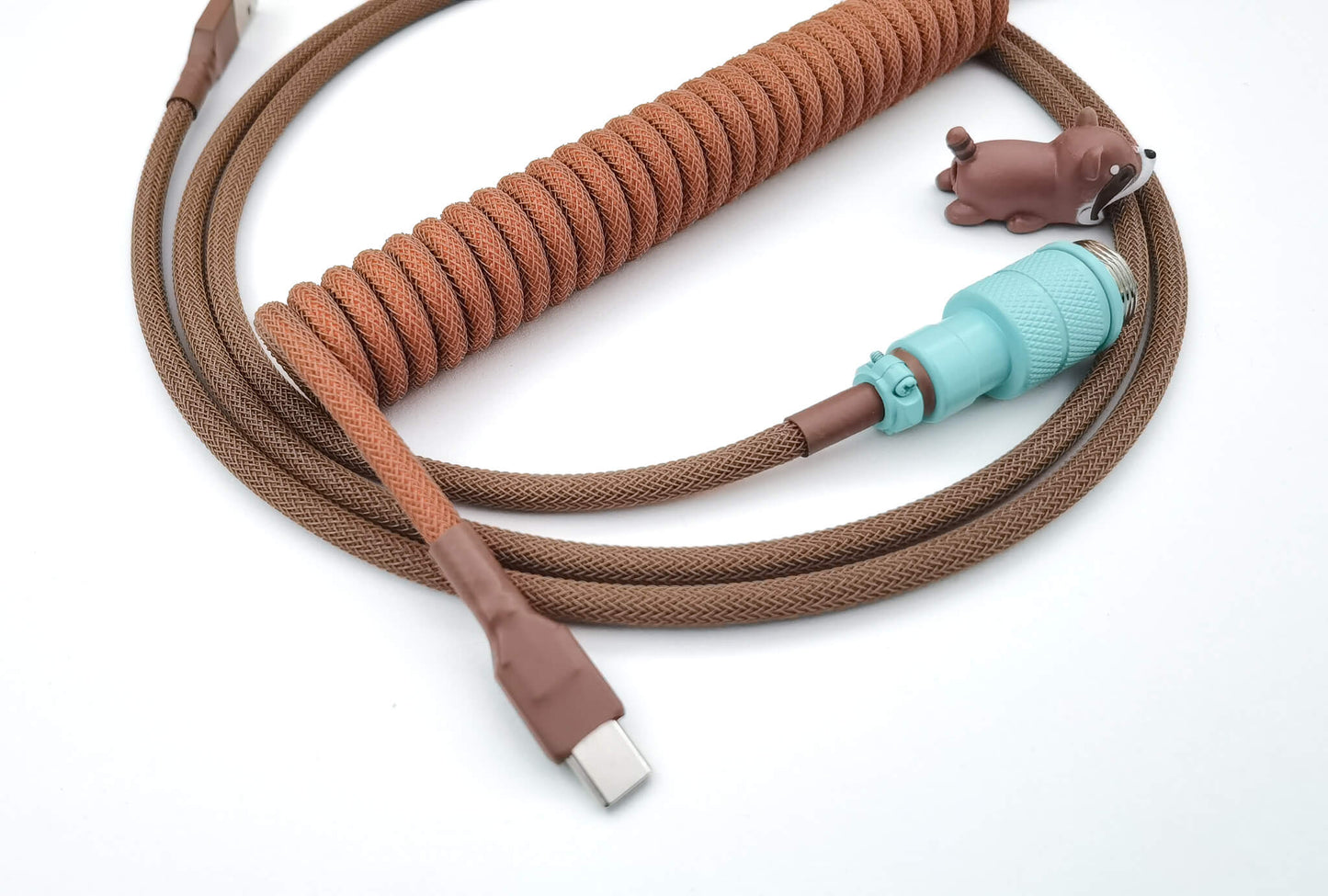 GMK Copper keycaps cable